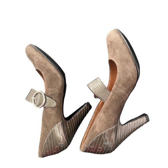 Sofft 7 1/2 Brown Suede Shoes Heels 3 1/2 inch - Picture 10 of 10